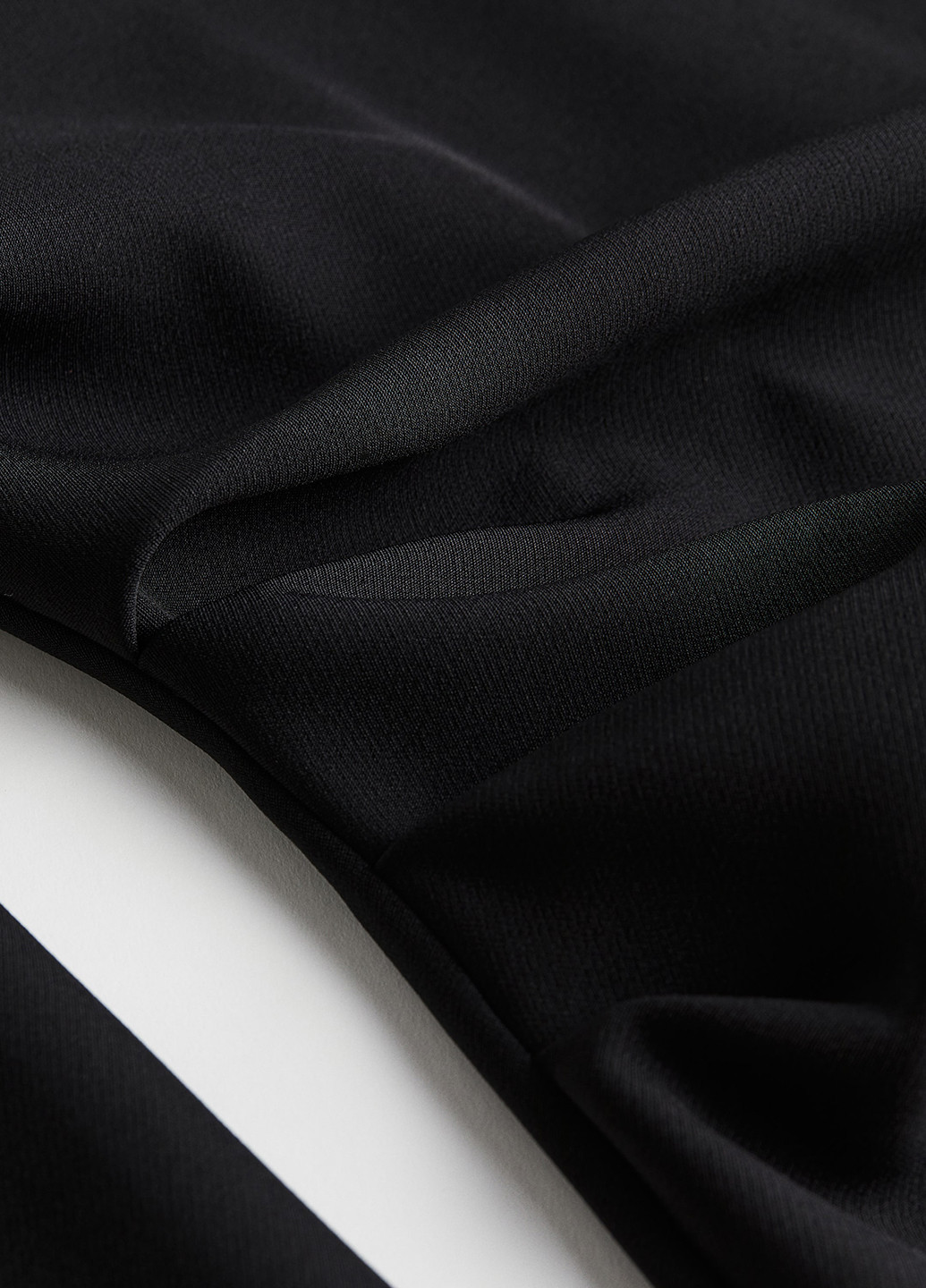 Черное кэжуал платье футляр H&M однотонное