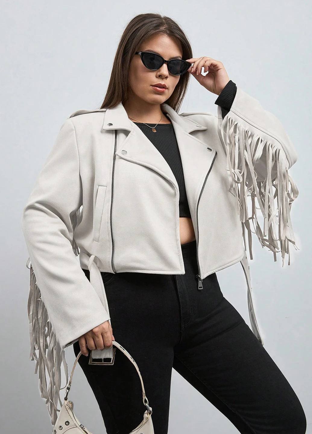 Серая демисезонная куртка косуха SHEIN
