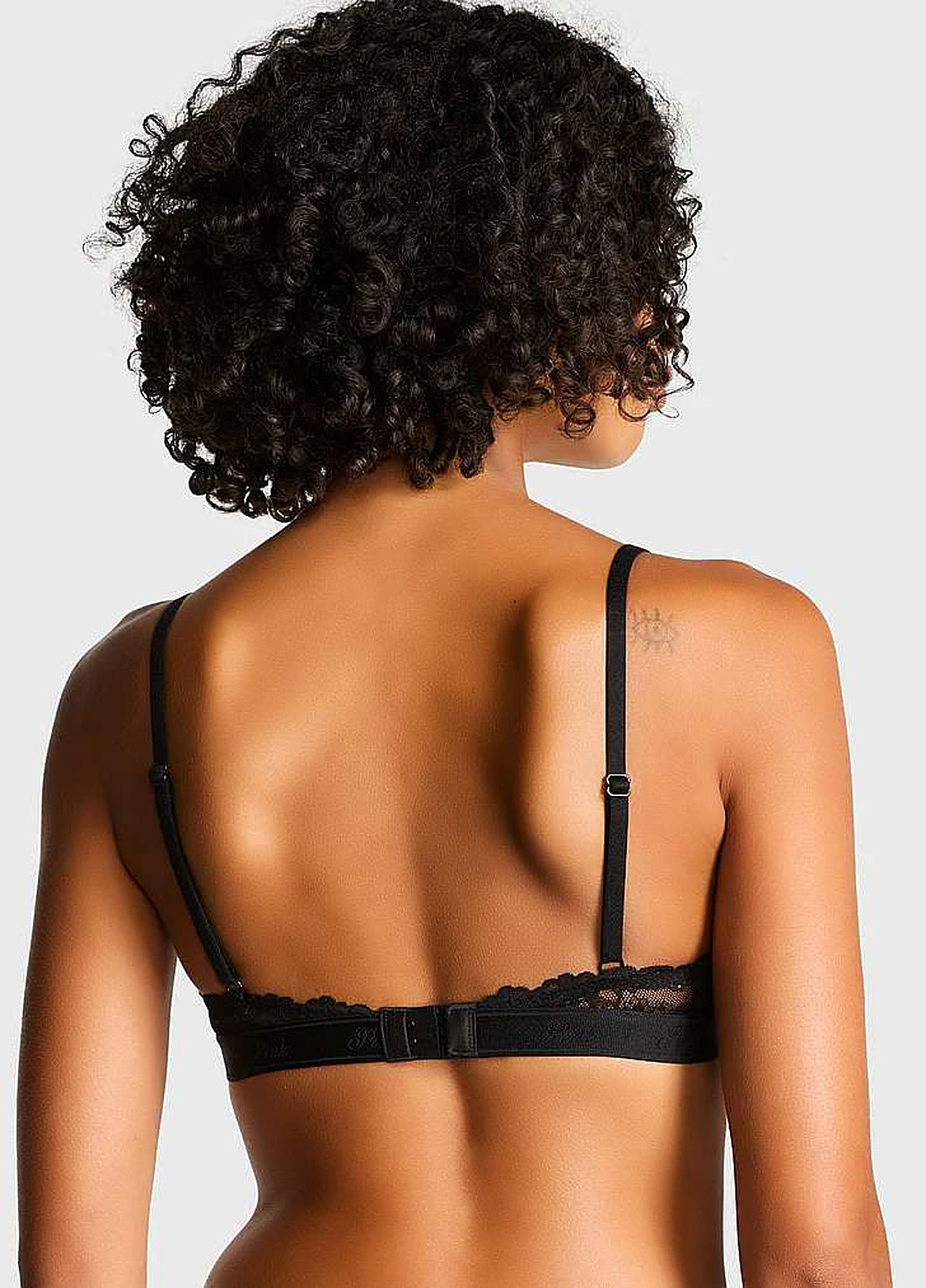 Черный демисезонный комплект (бюстгальтер, трусики) Victoria's Secret