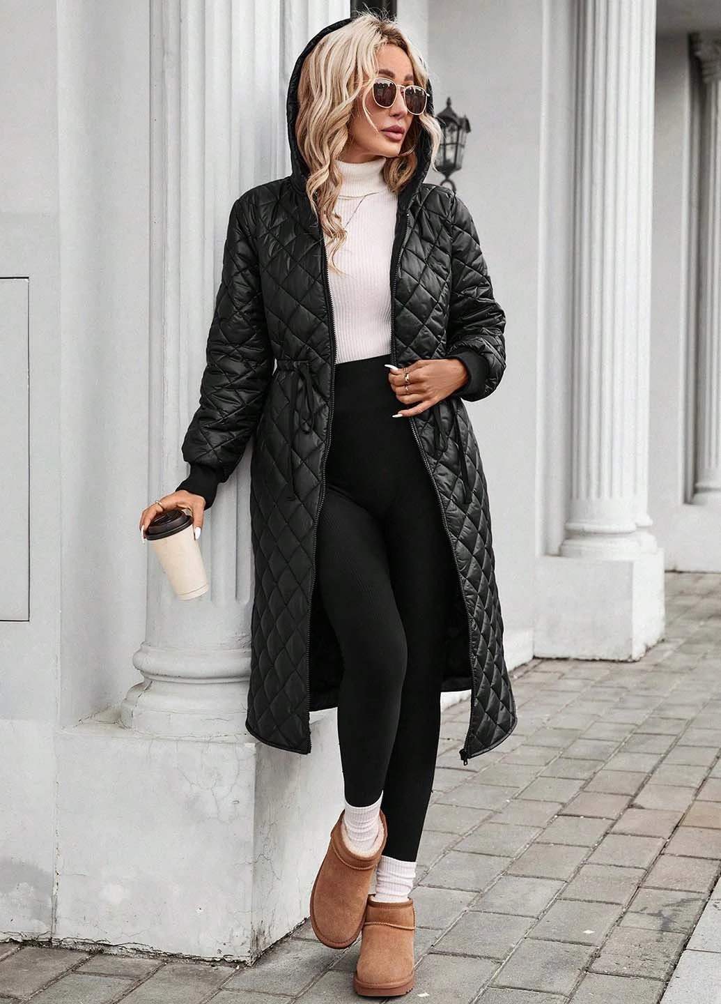 Чорна зимня куртка SHEIN