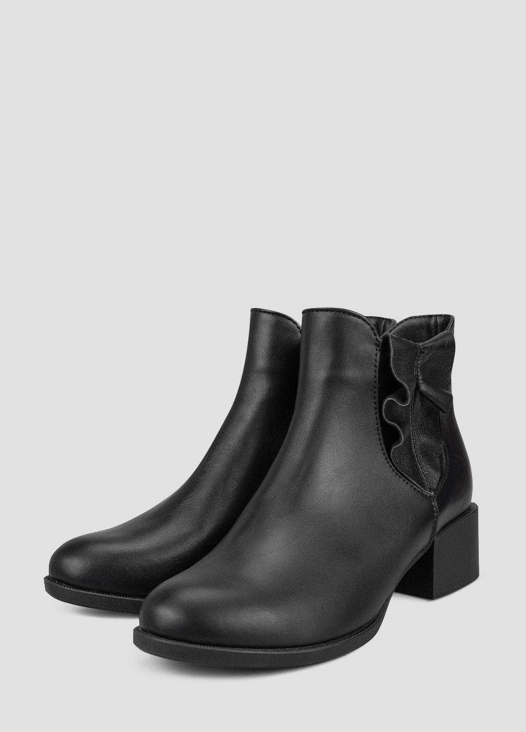 Осенние ботинки DJ Salon