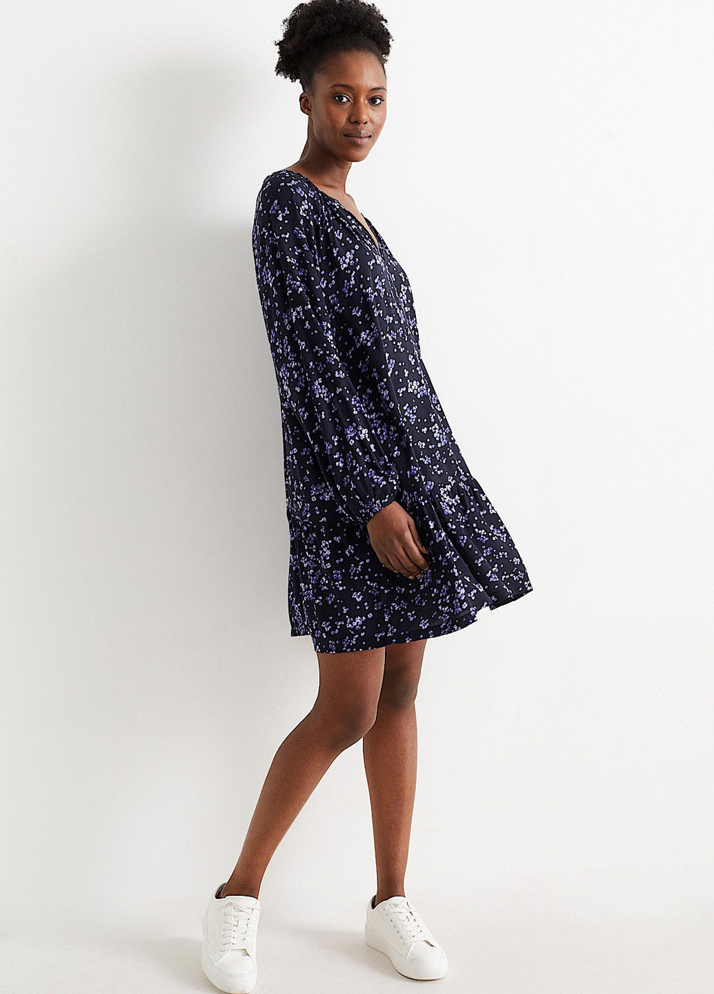 Чорна кежуал сукня а-силует C&A з квітковим принтом