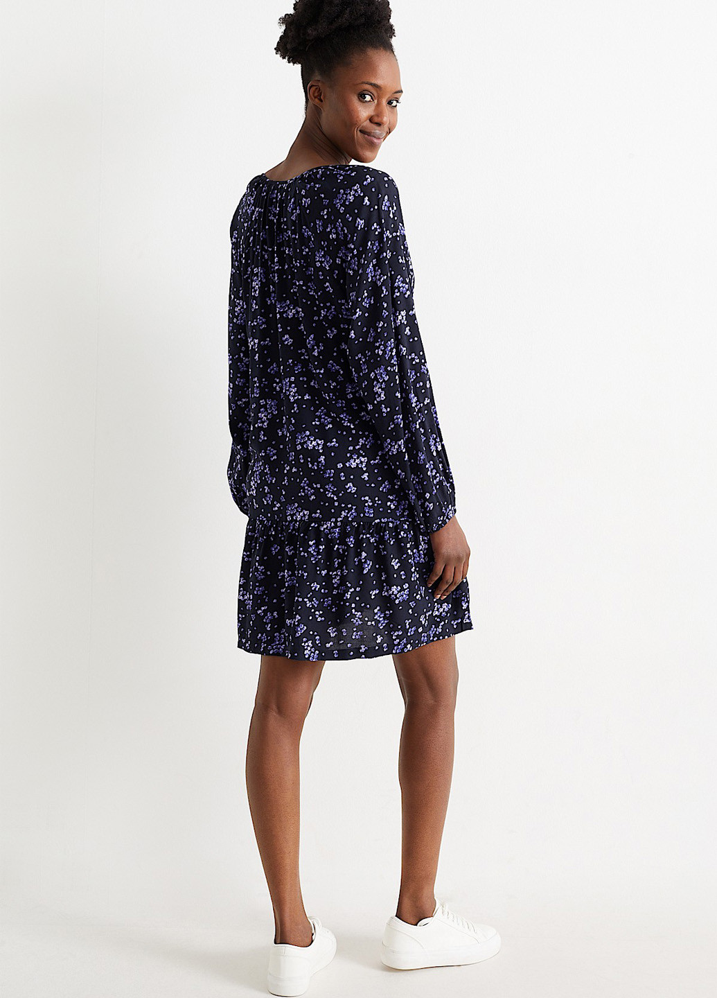 Чорна кежуал сукня а-силует C&A з квітковим принтом