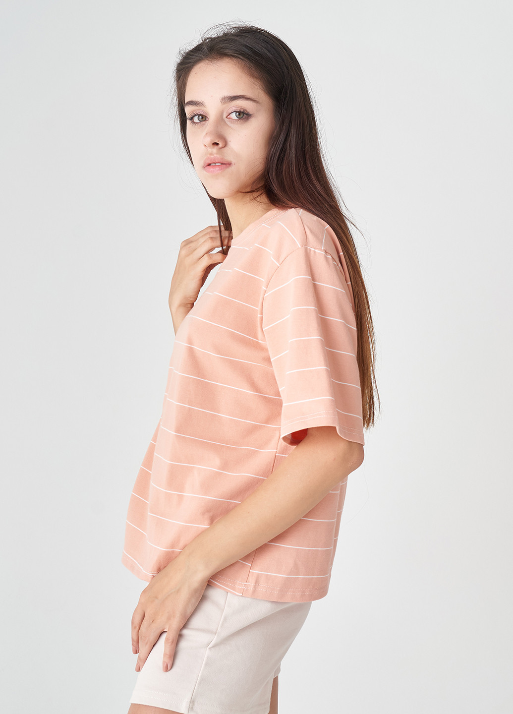 Розовая летняя футболка Remix