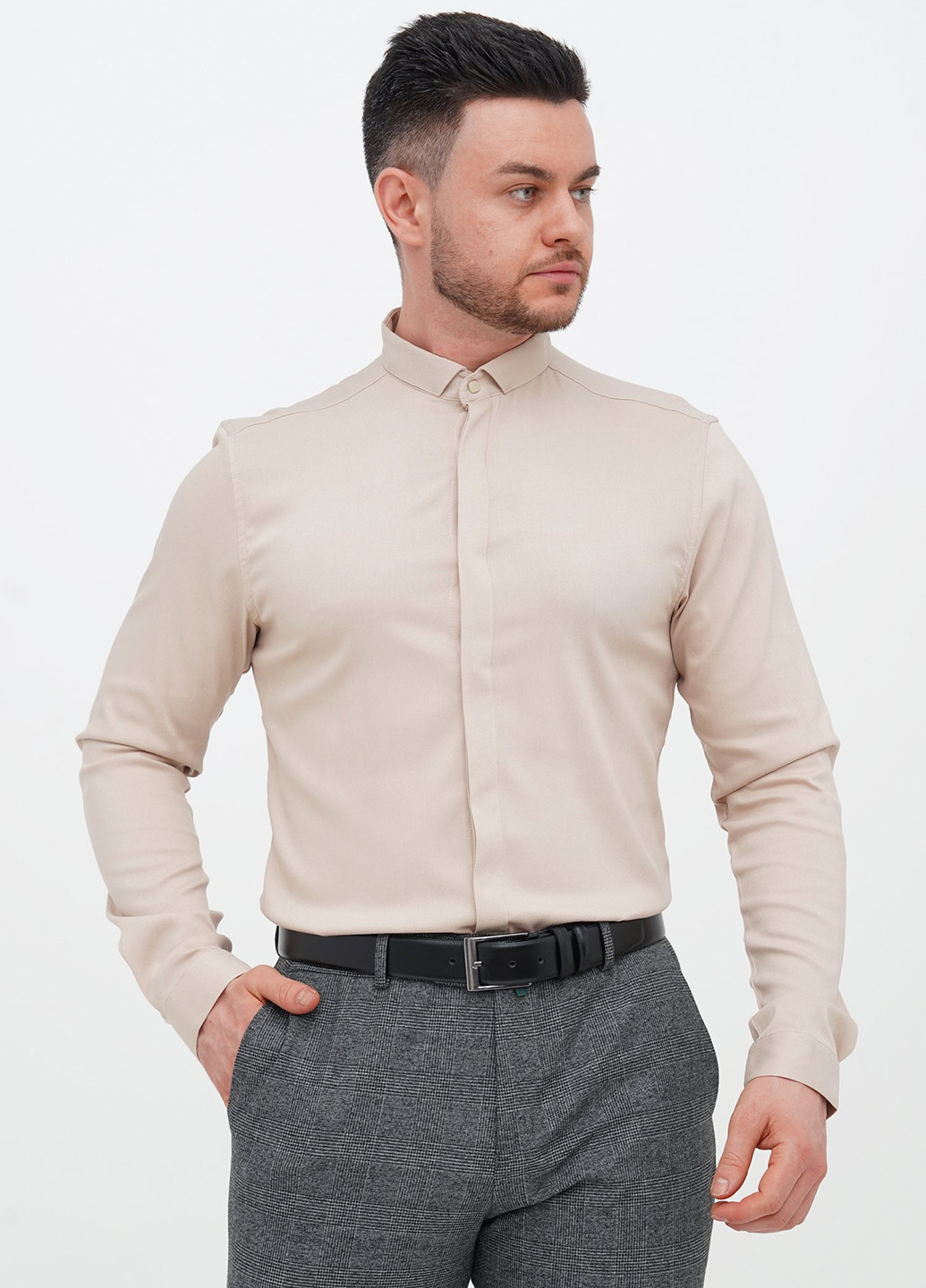 Светло-бежевая классическая, кэжуал рубашка однотонная Trend Collection