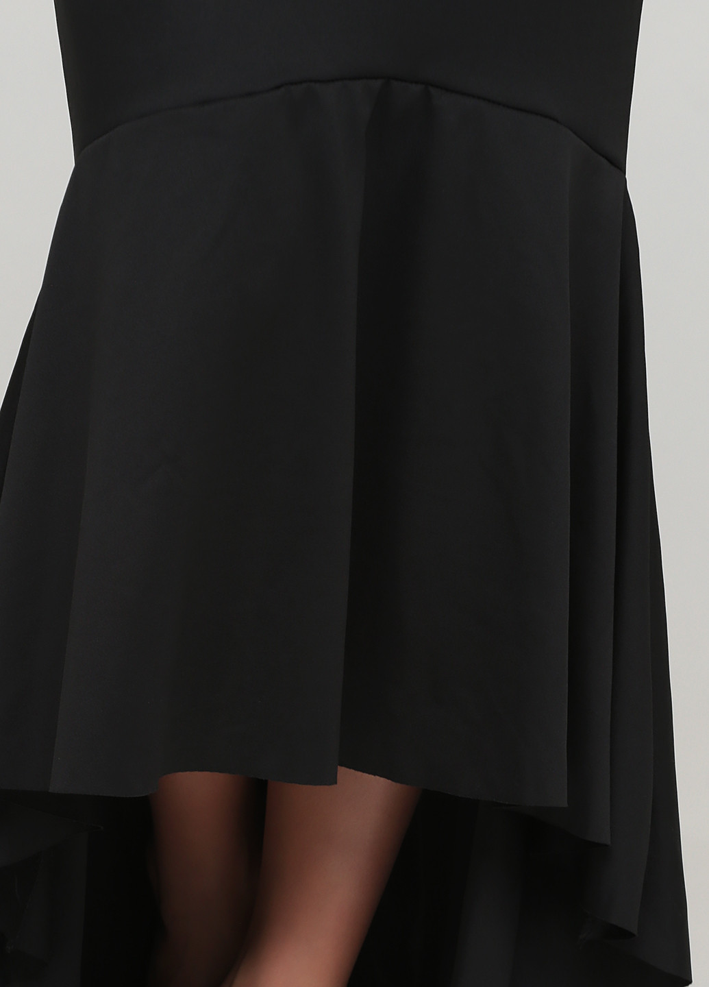 Черное вечернее платье с открытыми плечами LOOKBOOK STORE однотонное