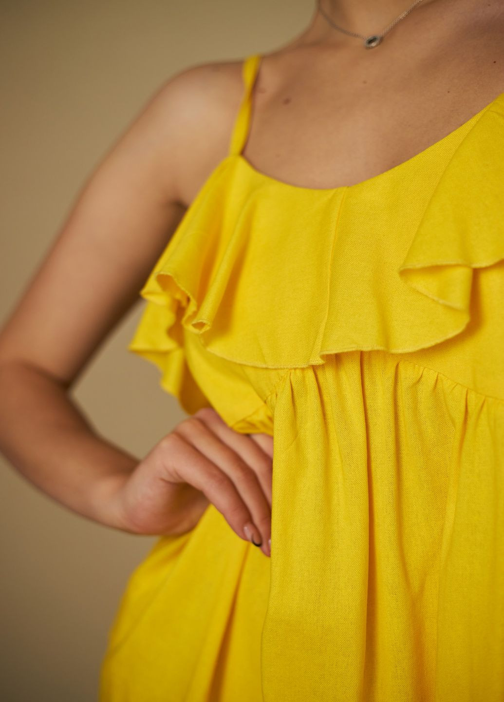 Желтое кэжуал платье MaCo exclusive однотонное