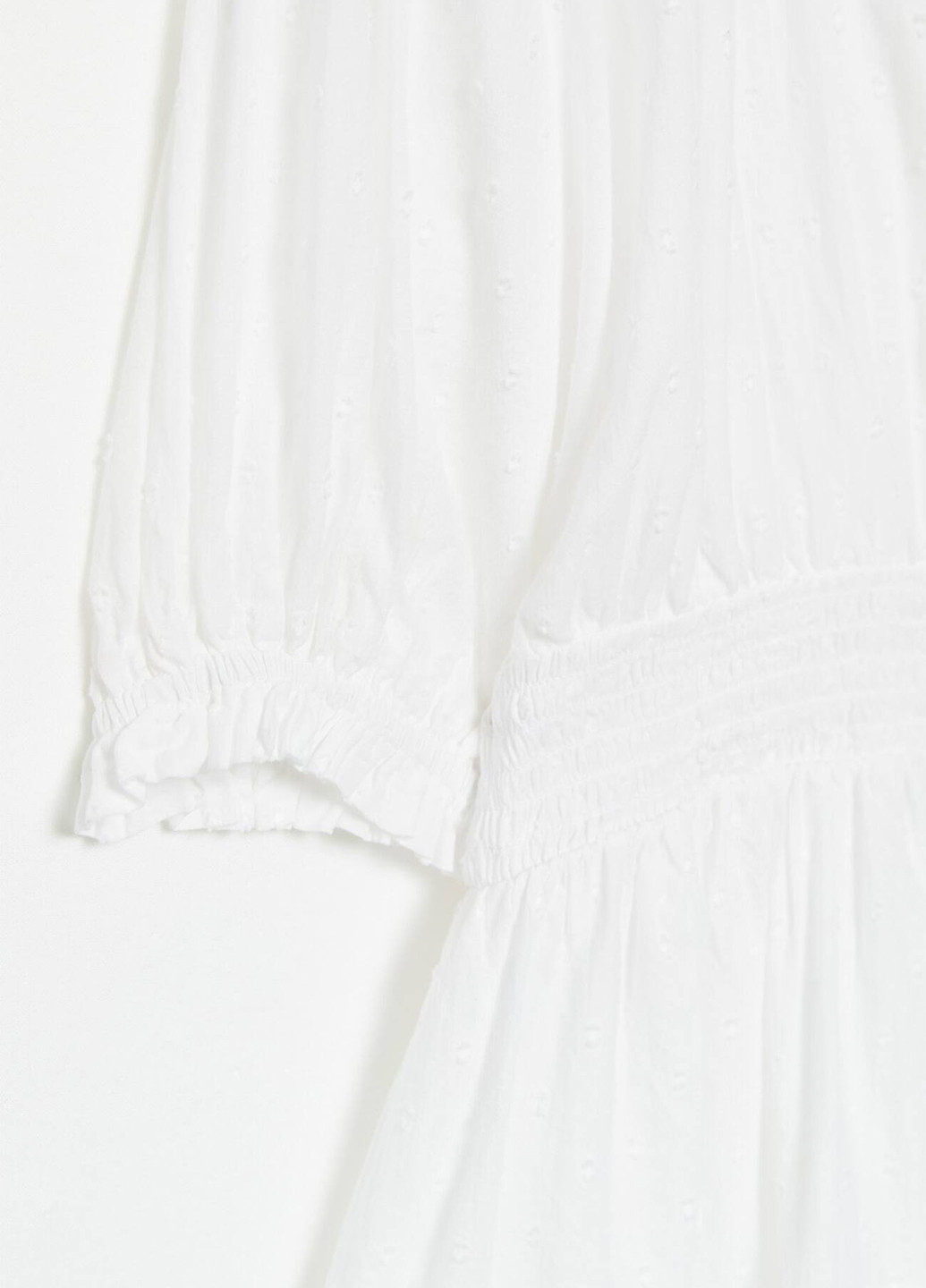 Белое кэжуал платье Stradivarius однотонное