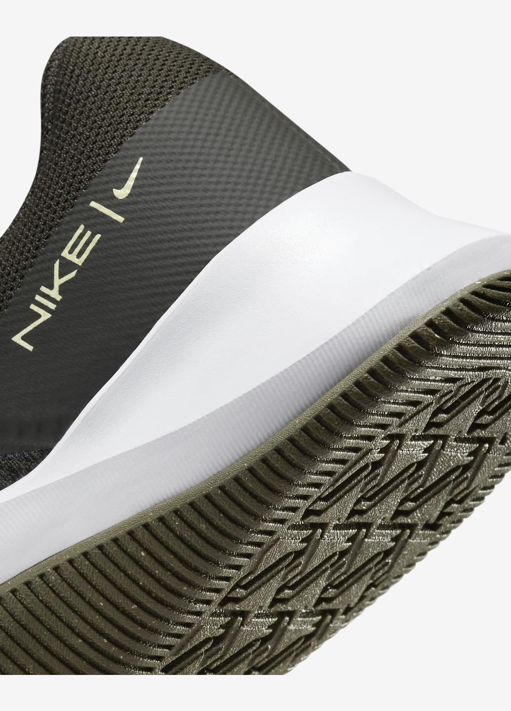 Оливкові Осінні кросівки dm0823-300 Nike MC Trainer 2