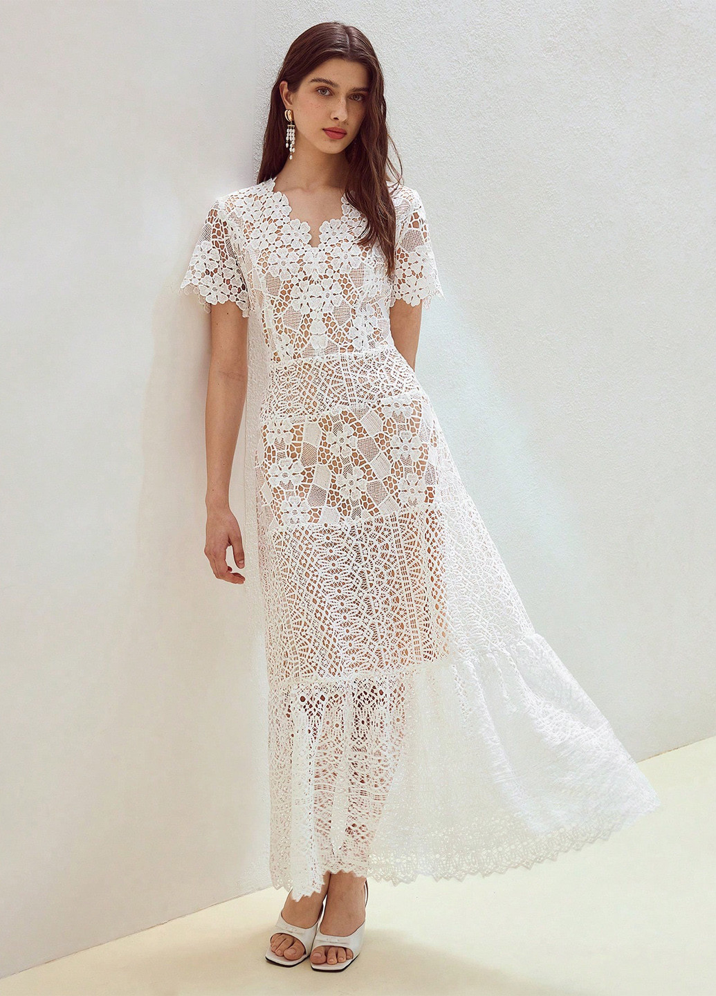 Белое кэжуал платье а-силуэт SHEIN однотонное