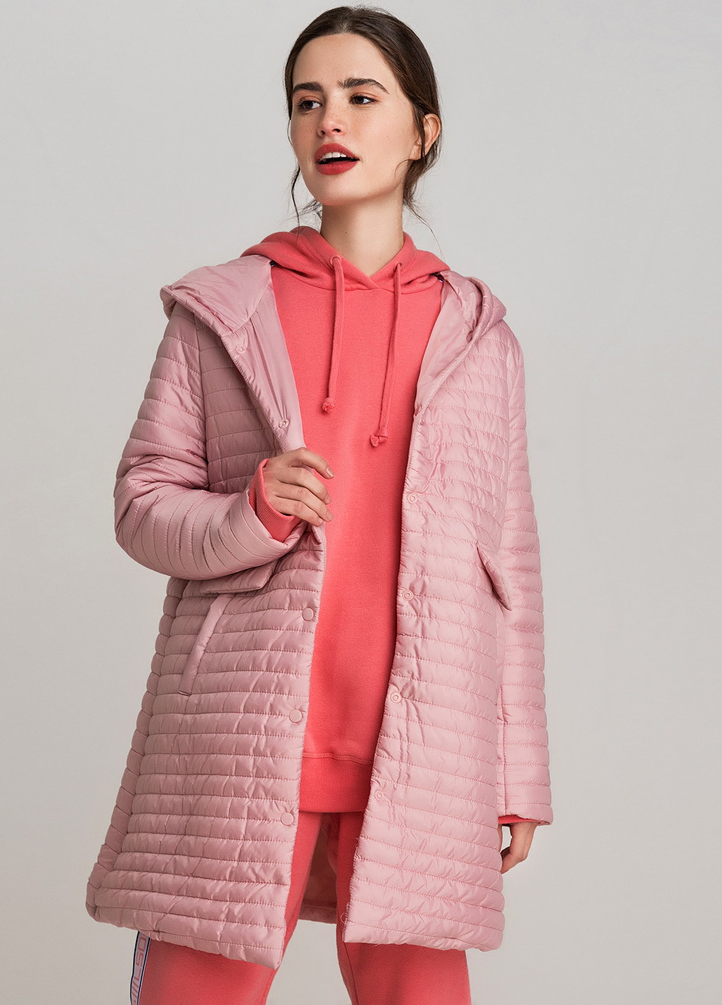Светло-розовая демисезонная пальто befree