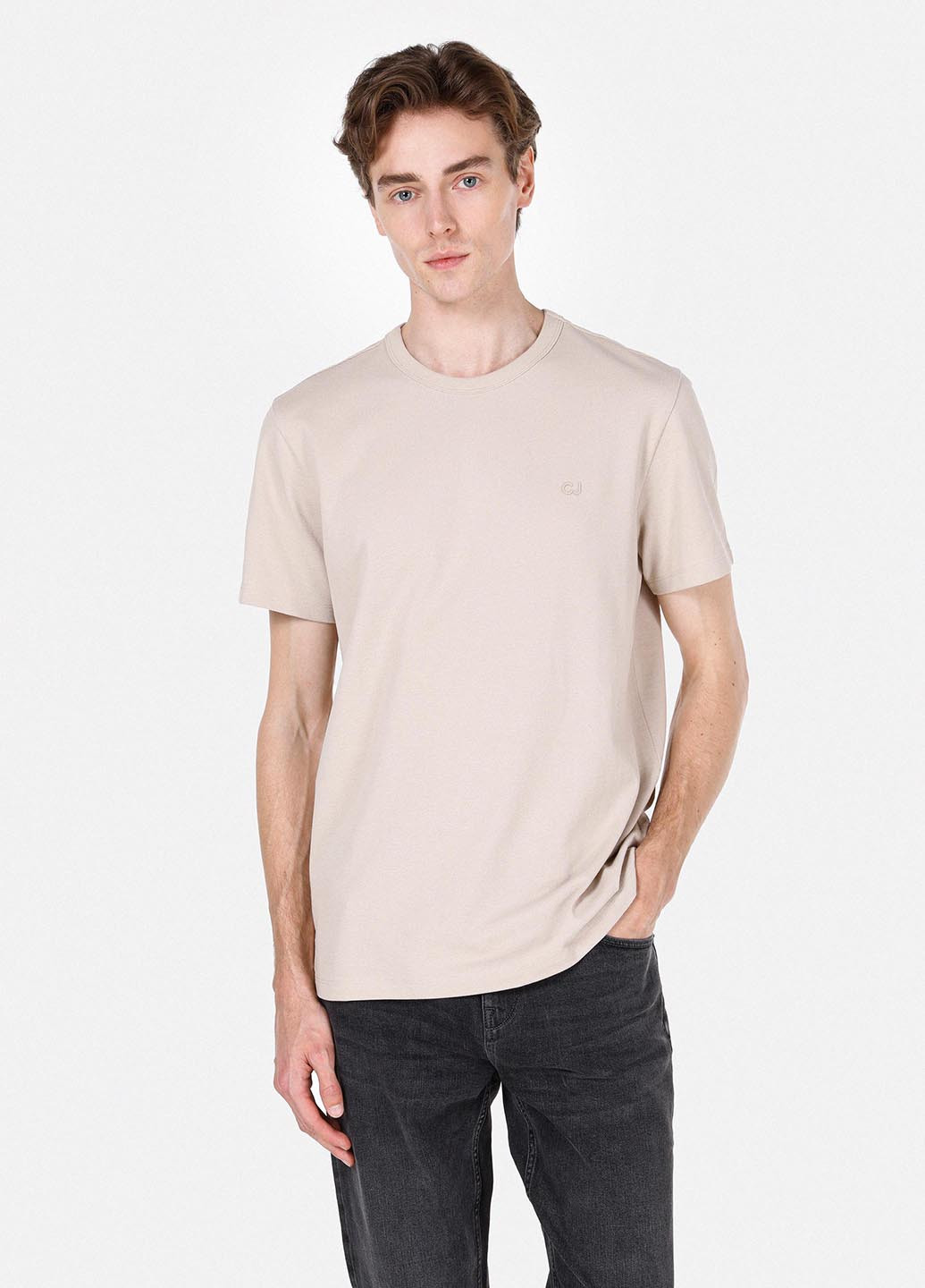 Бежевая футболка Colin's