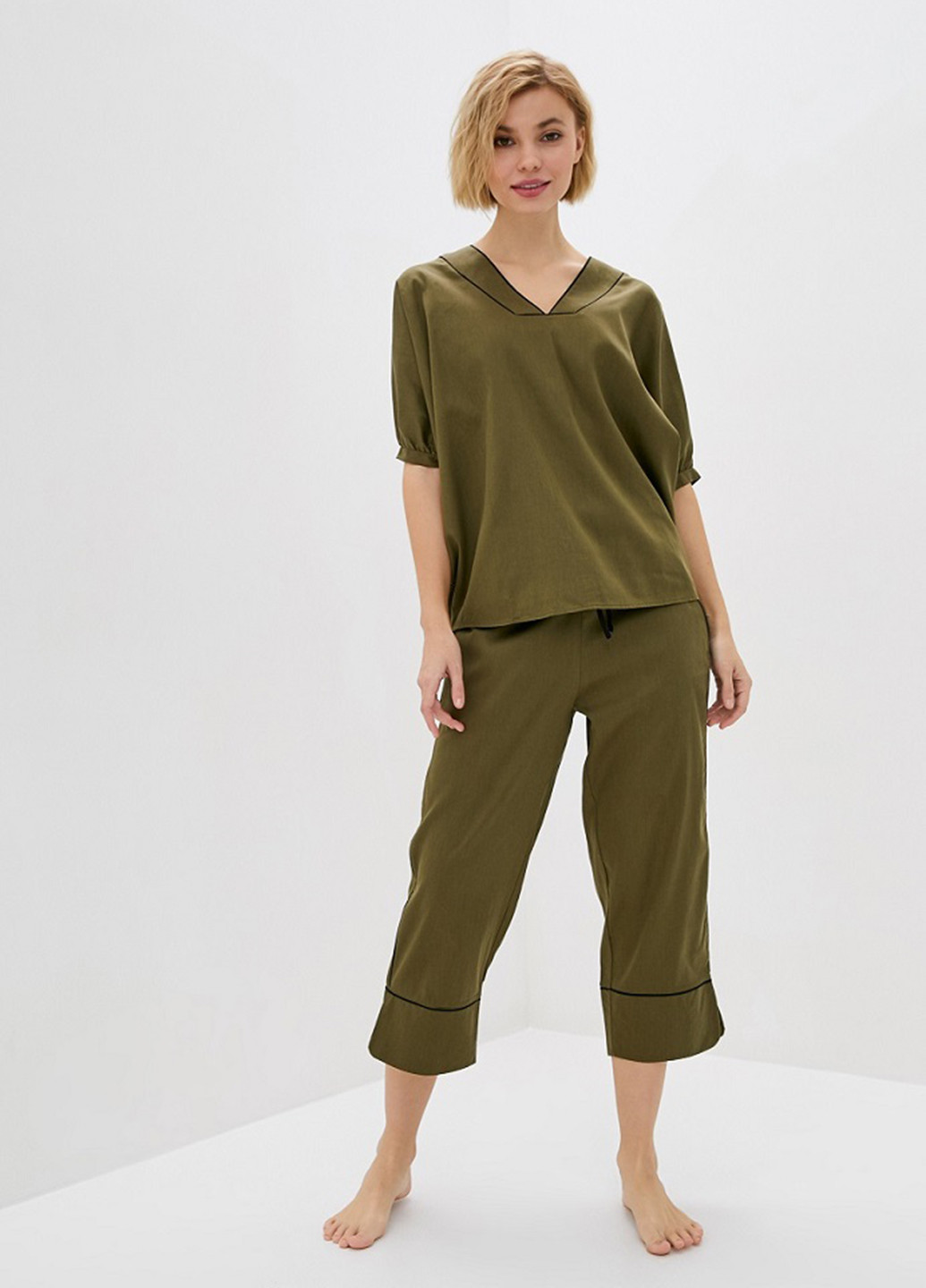 Оливковая всесезон пижама (футболка, бриджи) футболка + бриджи Fable & Eve