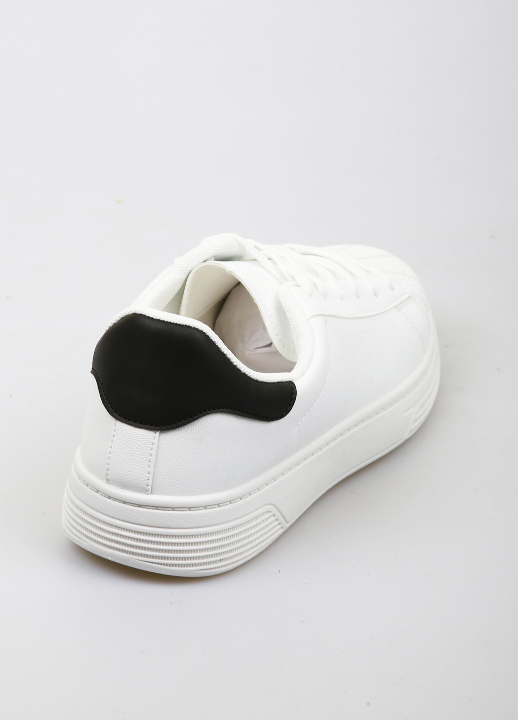 Белые всесезонные кеды SWIN SHOES