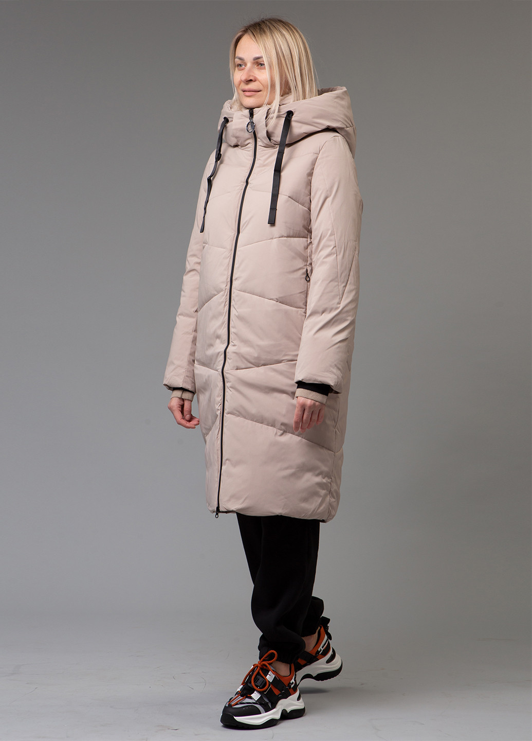Бежевый зимний Пуховик Towmy