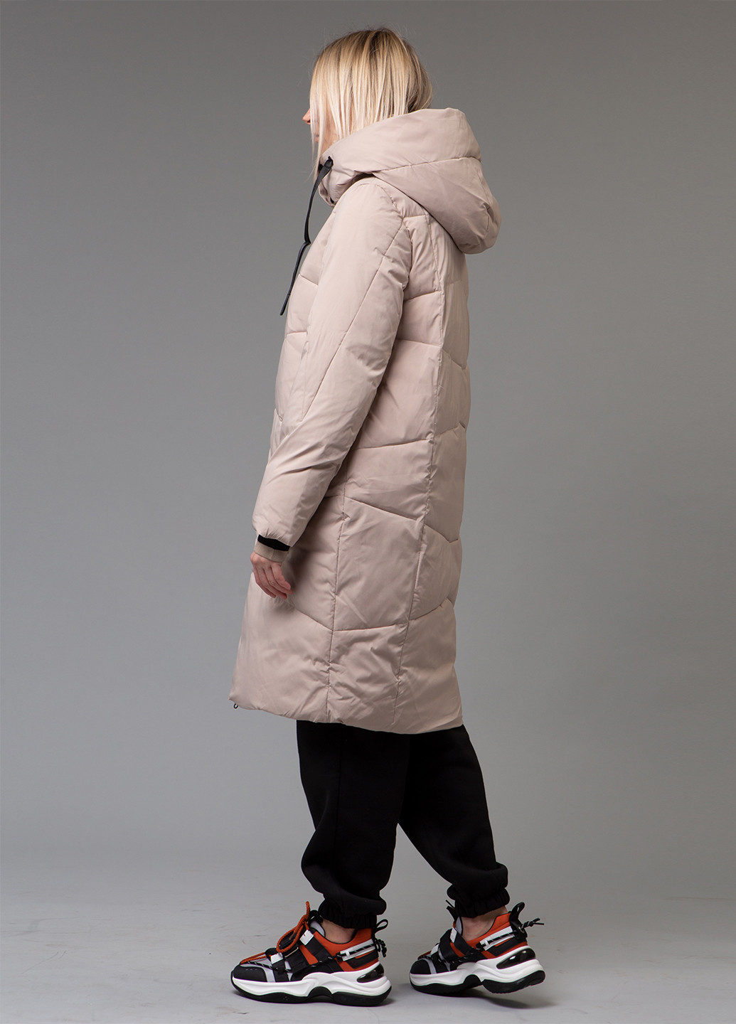 Бежевый зимний Пуховик Towmy