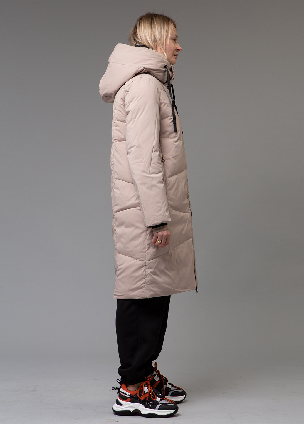 Бежевый зимний Пуховик Towmy