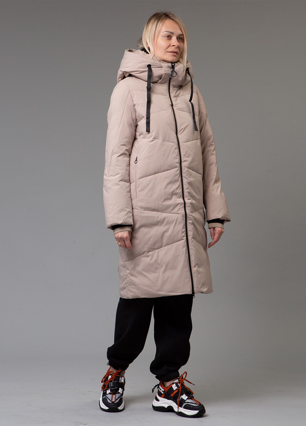 Бежевый зимний Пуховик Towmy