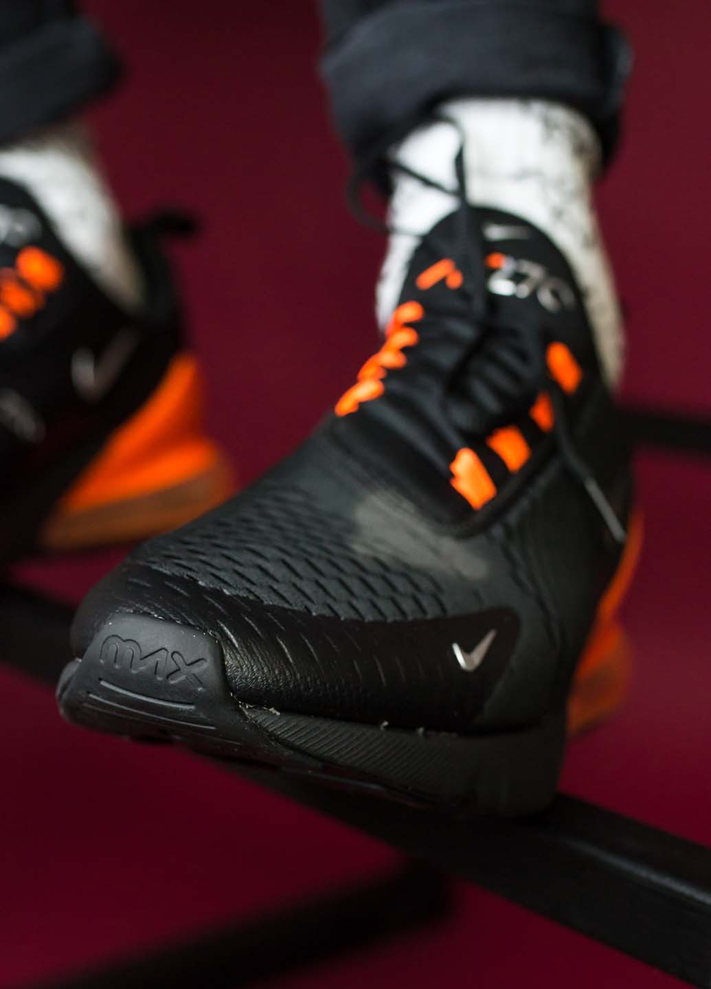 Чорні всесезон кросівки Nike AIR MAX 270