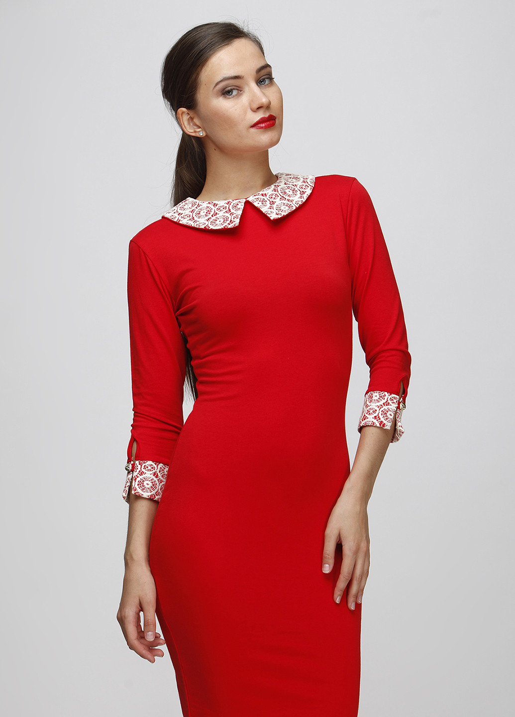 Красное кэжуал платье футляр Delfin Collection однотонное