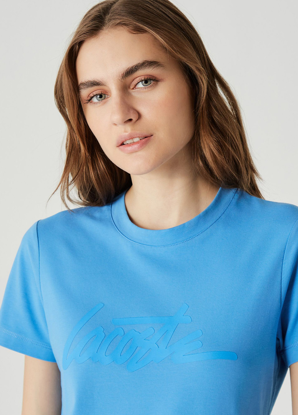 Голубая летняя футболка Lacoste