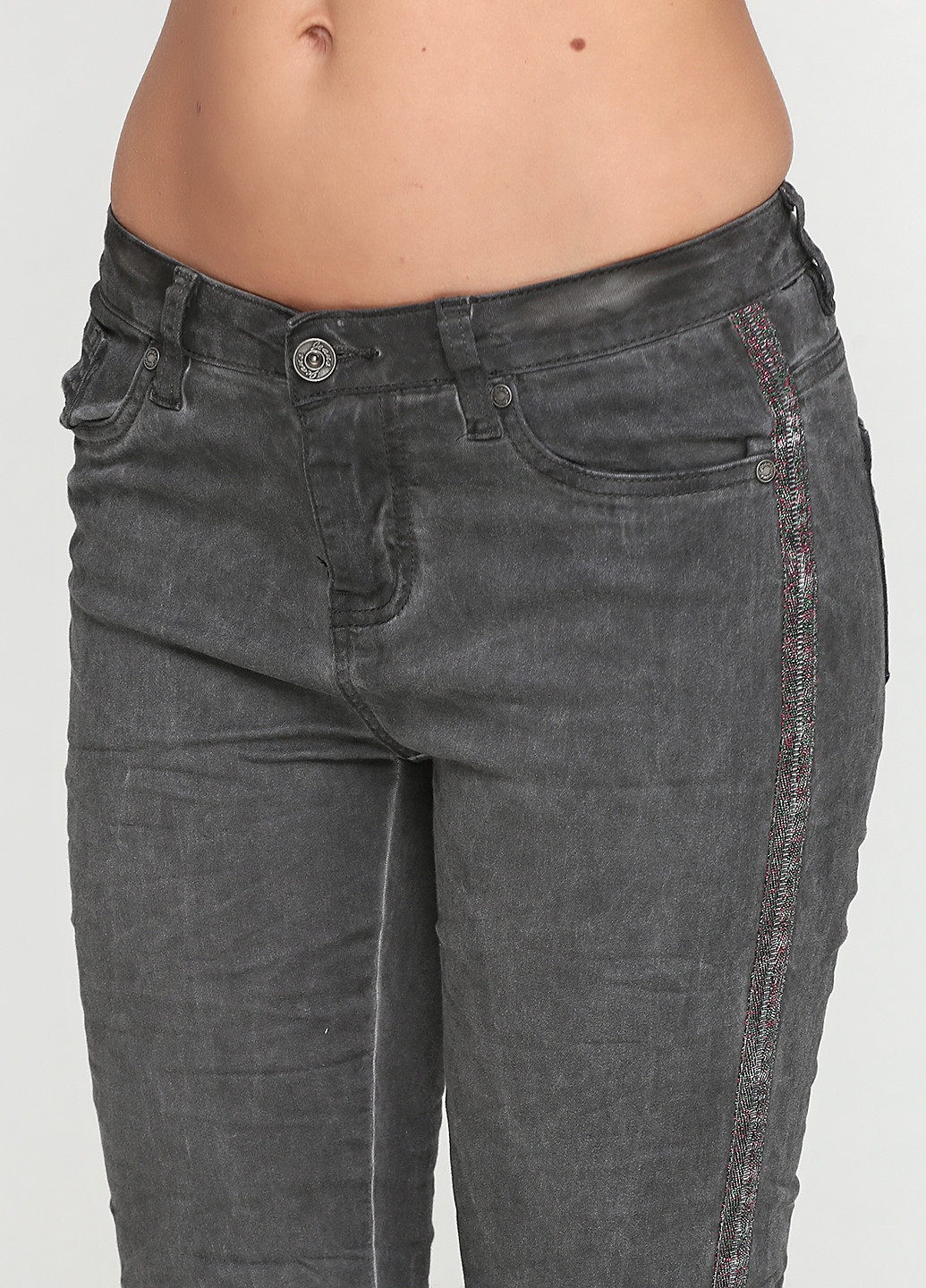 Темно-серые демисезонные джинсы Luizacco