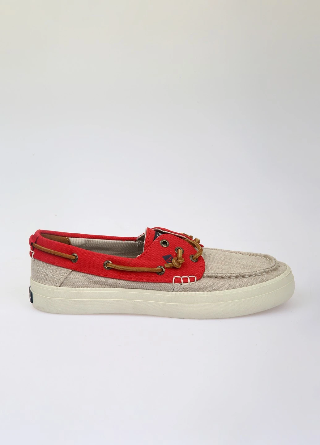 Бежевые мокасины Sperry