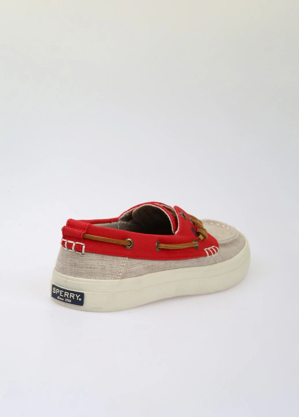 Бежевые мокасины Sperry
