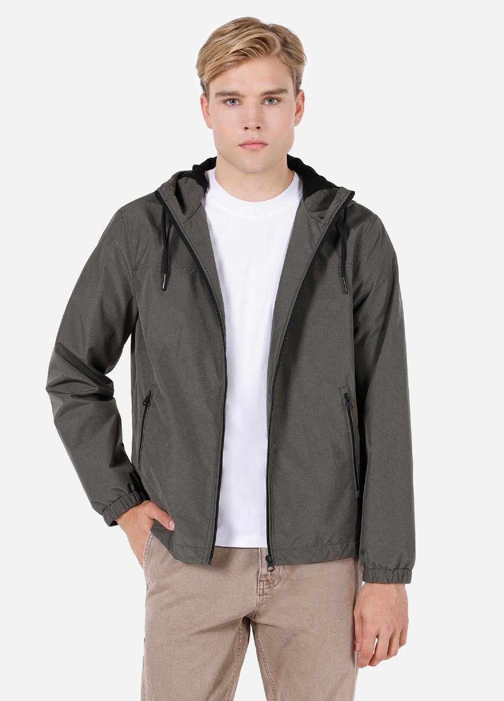 Оливковая (хаки) демисезонная ветровка Colin's