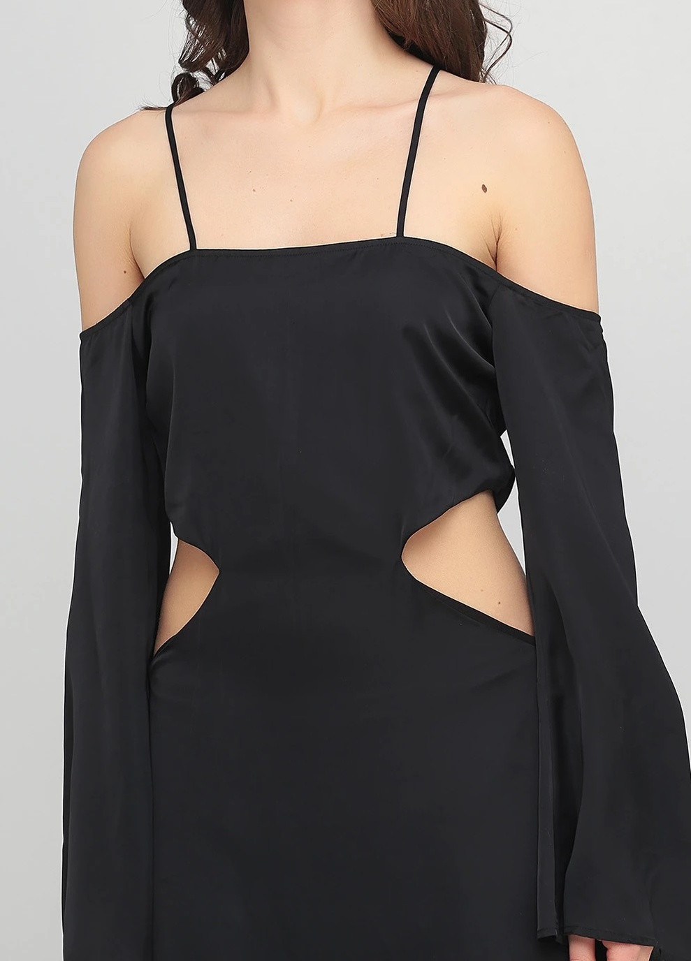 Черное платье с открытыми плечами Rebecca Stella