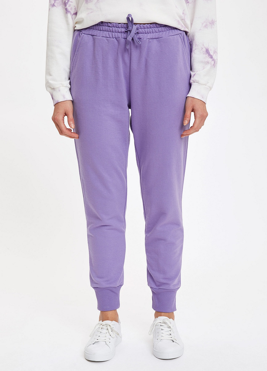 Пурпурные кэжуал демисезонные брюки DeFacto
