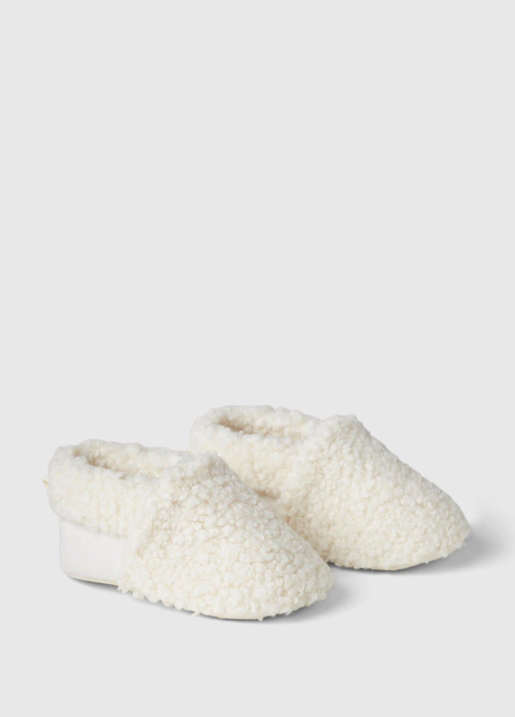 Молочные пинетки Gap с мехом