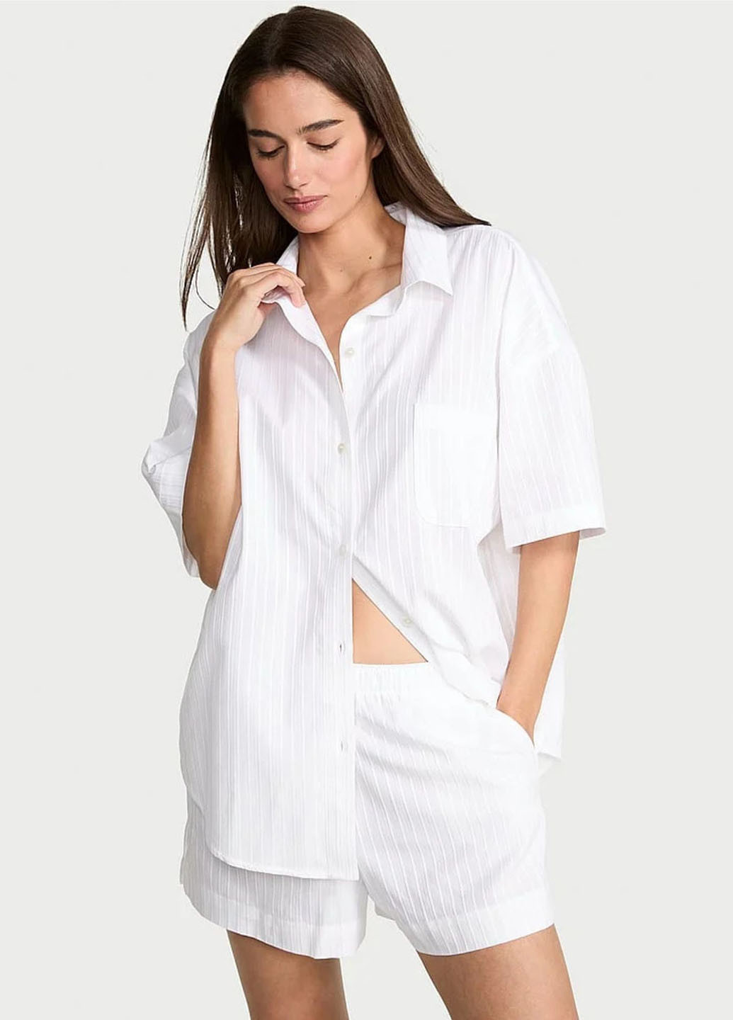 Белая всесезон пижама (рубашка, шортм) рубашка + шорты Victoria's Secret