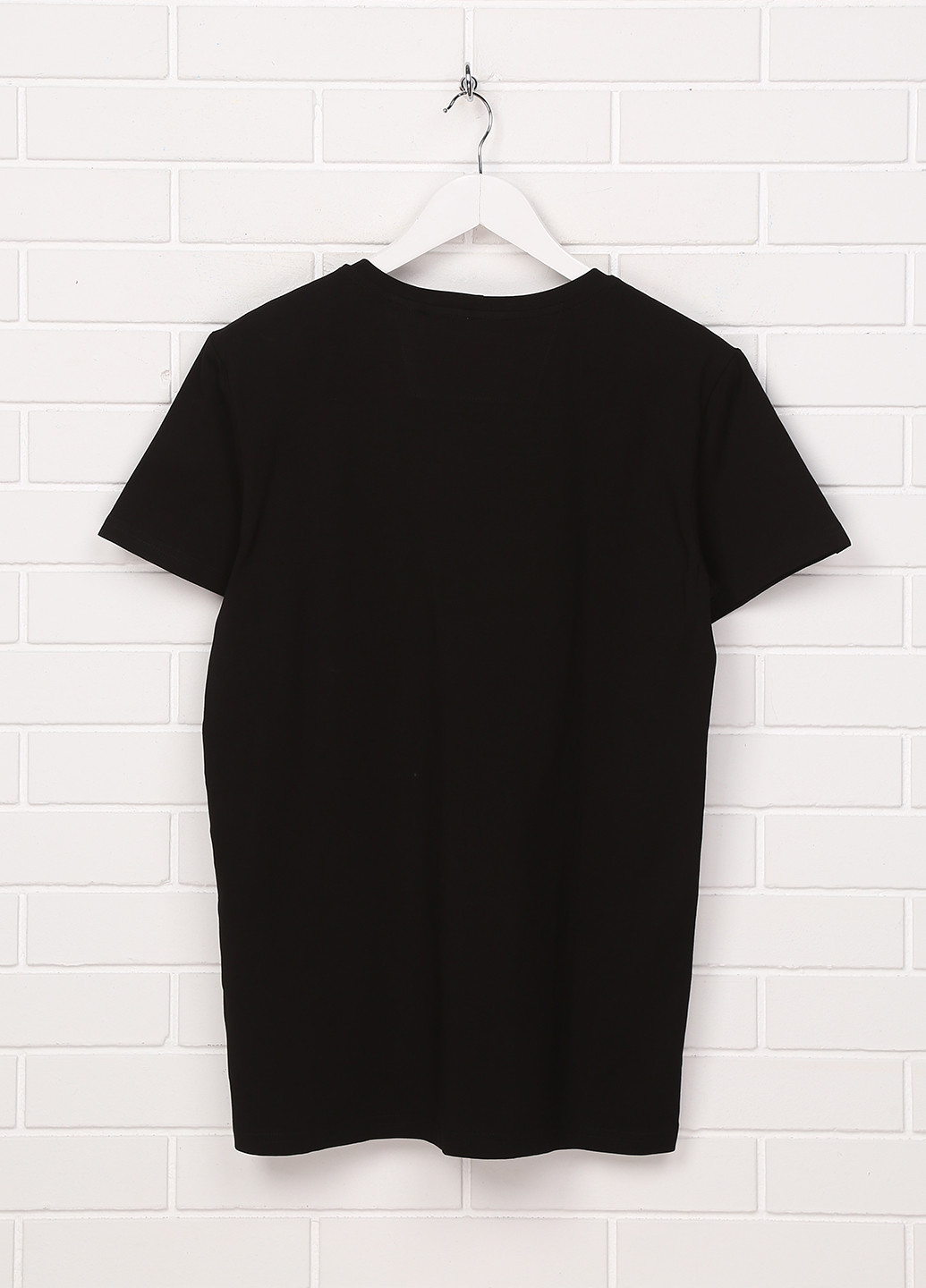 Чорна футболка Only Man