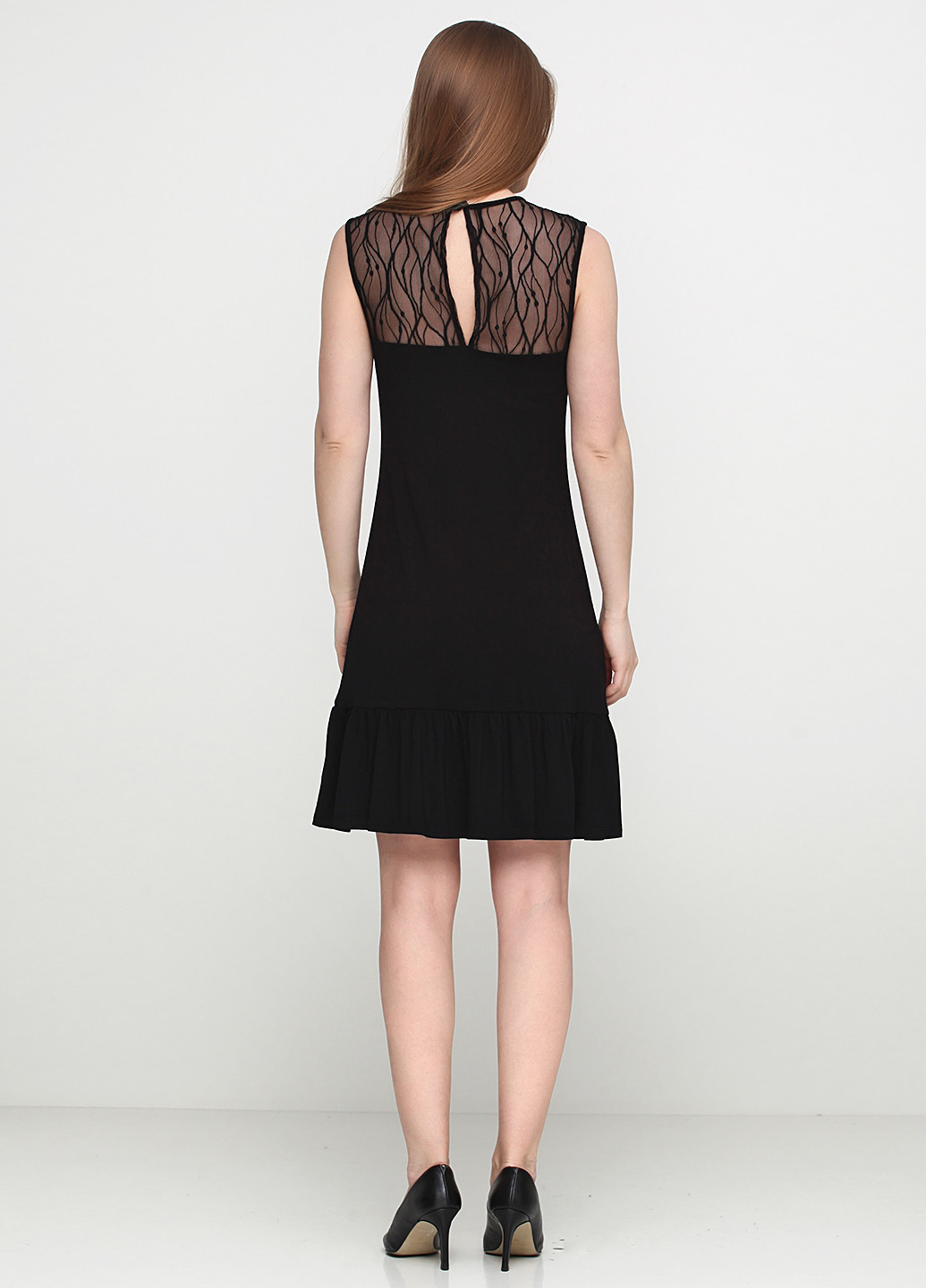 Черное коктейльное платье MBYM однотонное