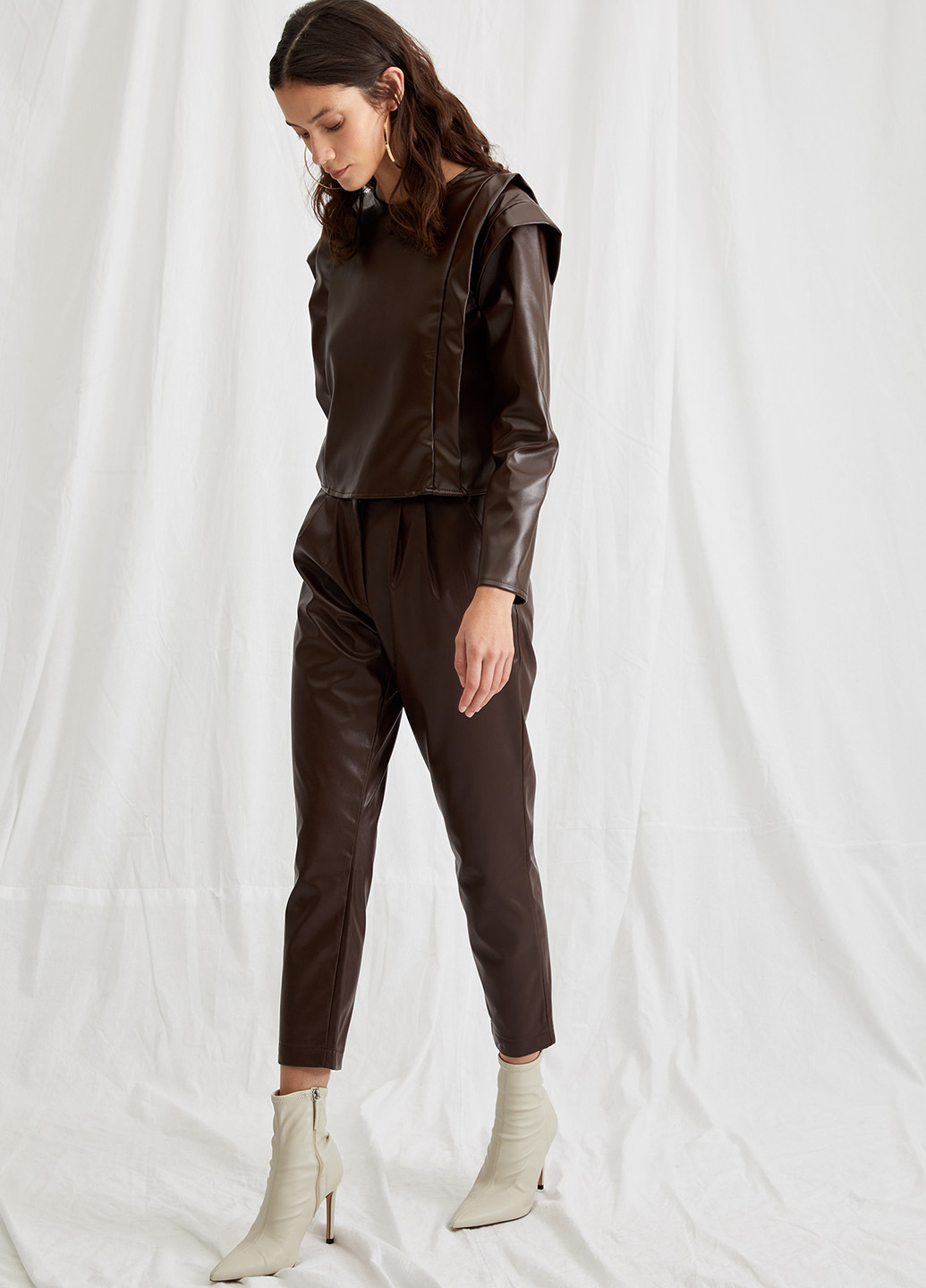 Темно-коричнева демісезонна блуза DeFacto
