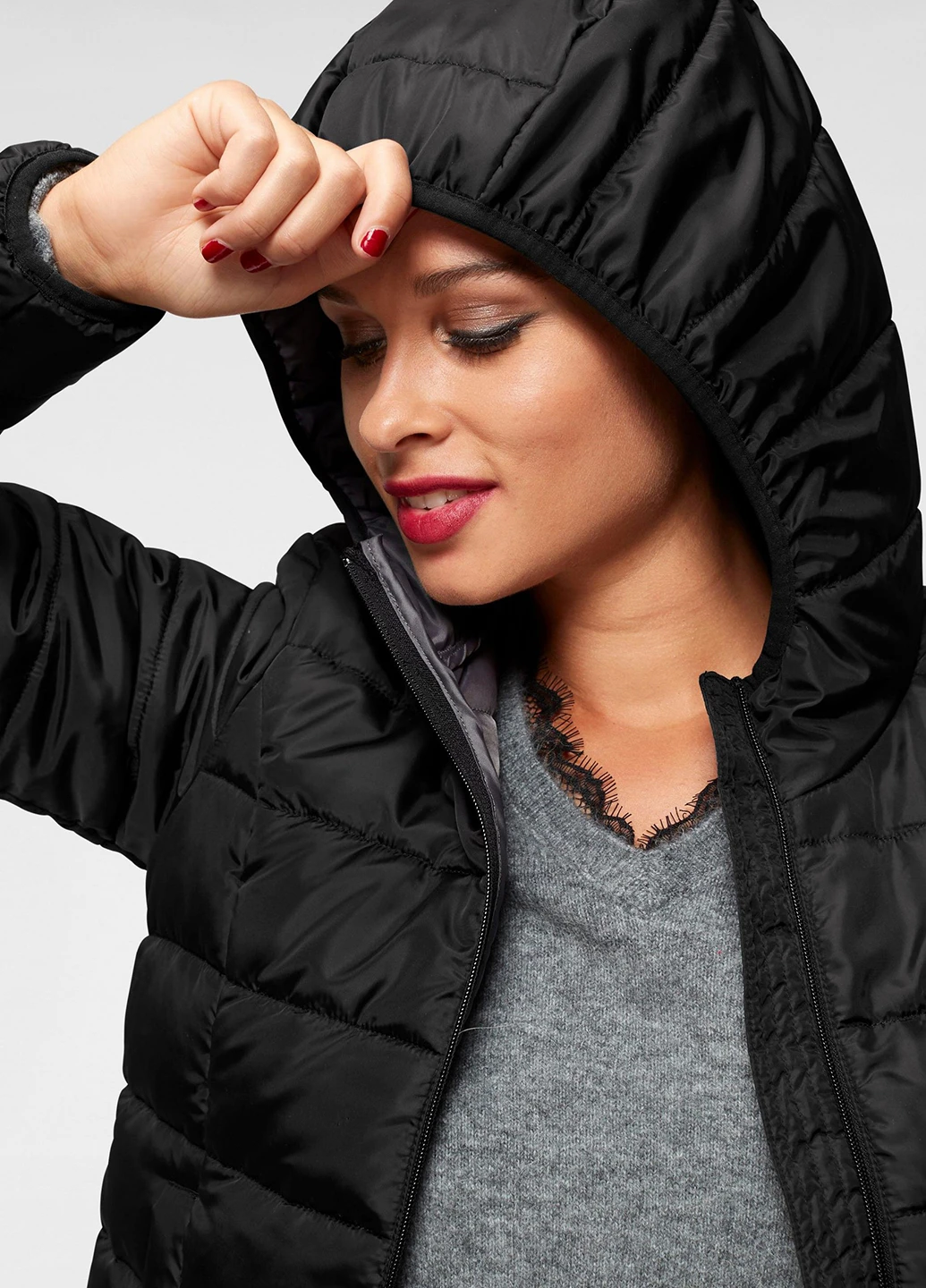 Чорна демісезонна куртка Vero Moda