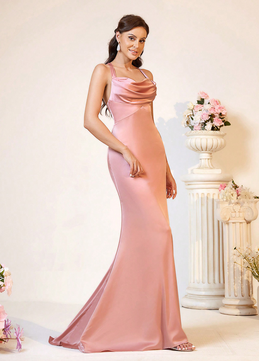 Рожева вечірня сукня годе, з відкритою спиною, зі шлейфом SHEIN однотонна