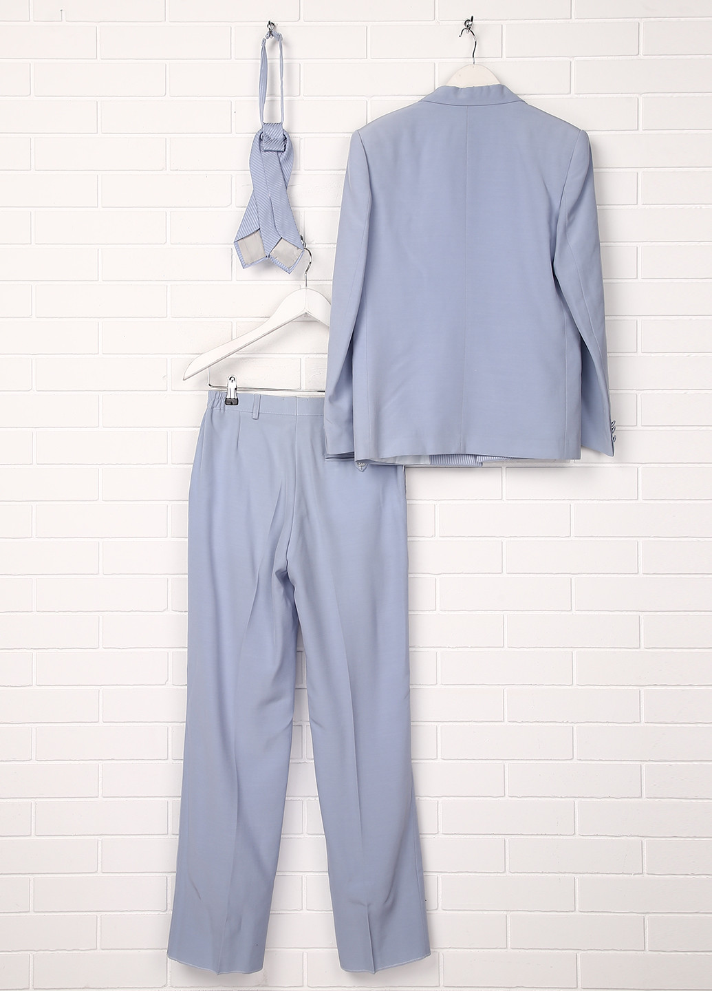 Небесно-голубой демисезонный костюм (пиджак, брюки, галстук) брючный Malip