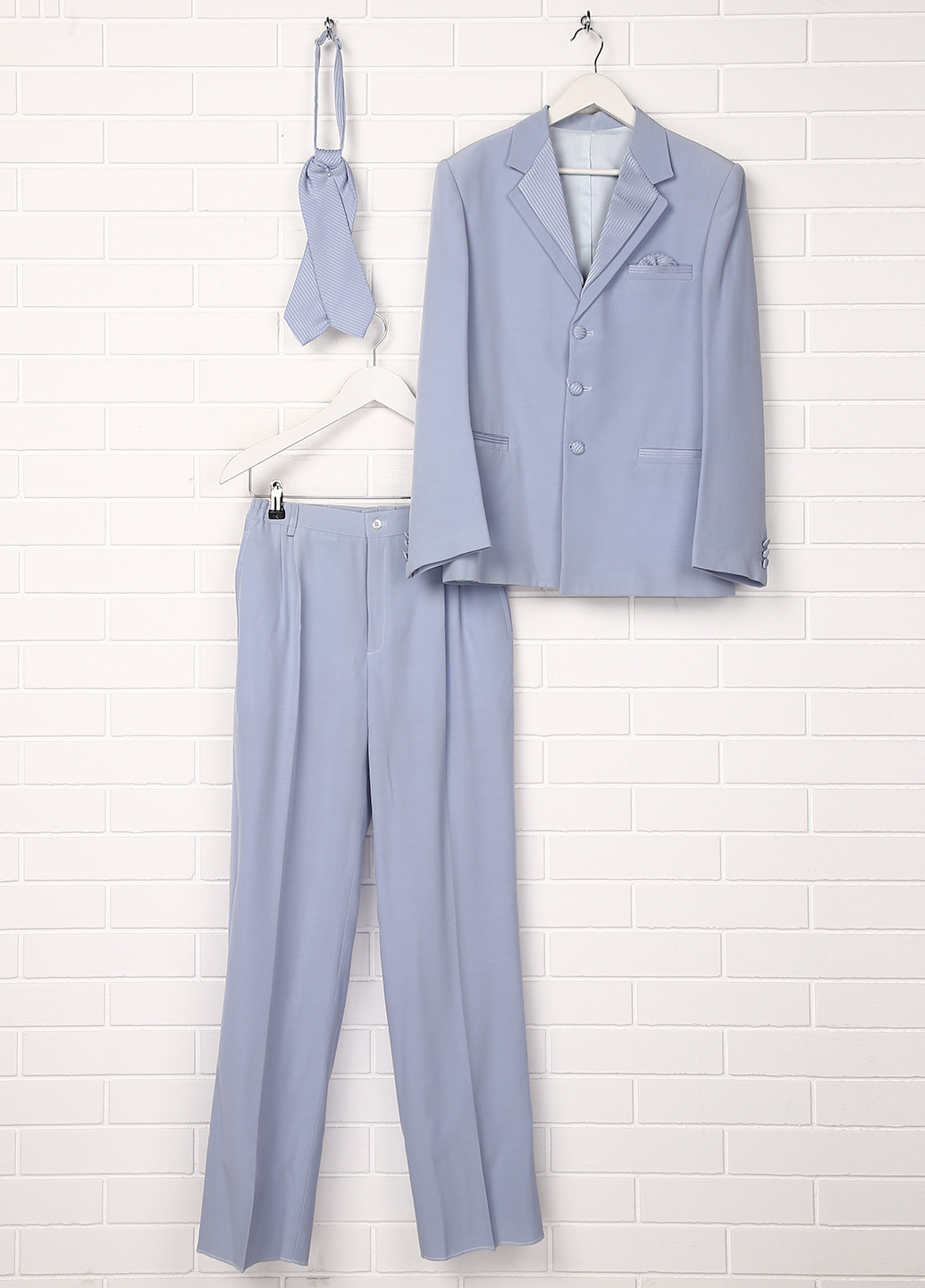 Небесно-блакитний демісезонний костюм (піджак, брюки, краватка) брючний Malip