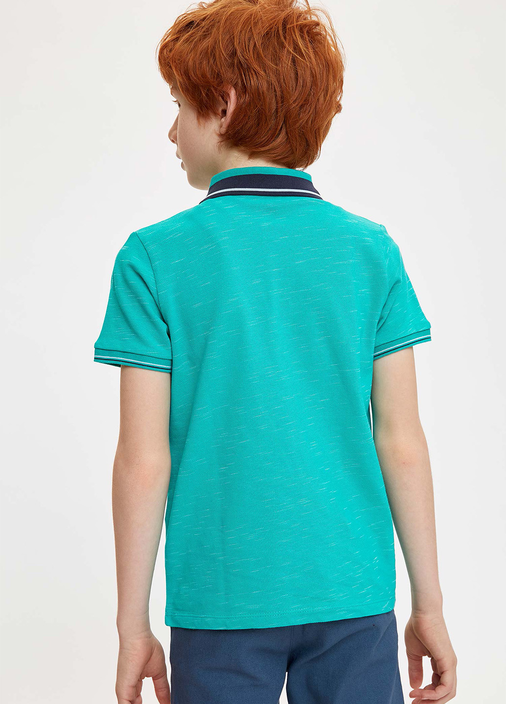 Зеленая детская футболка-поло для мальчика DeFacto с логотипом