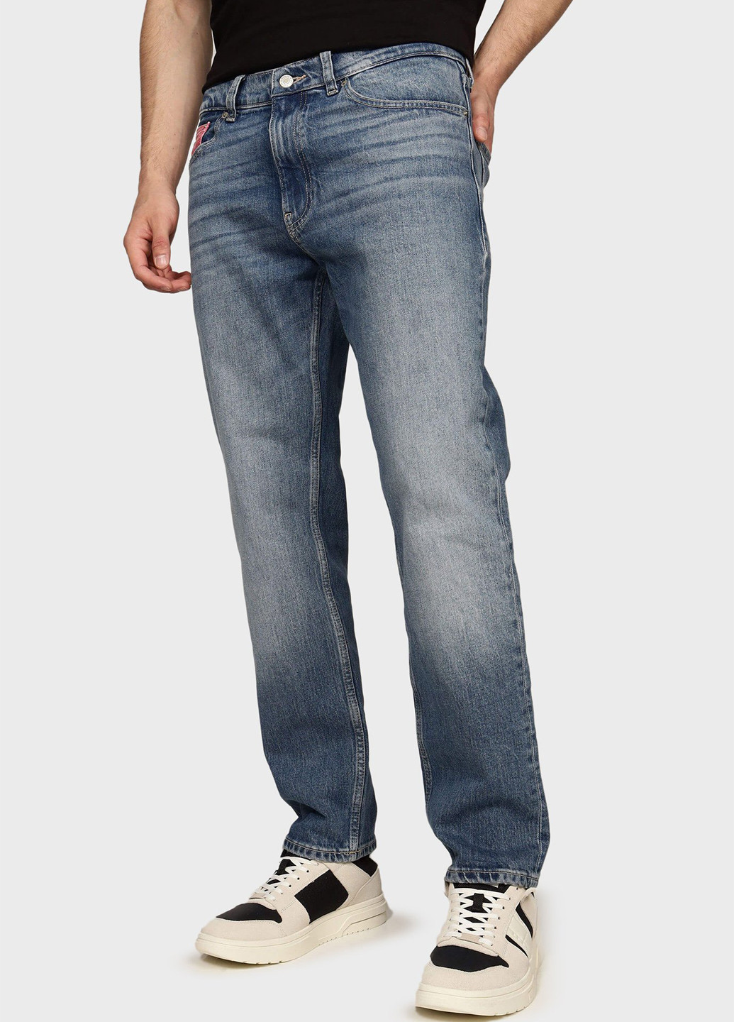 Джинси Tommy Jeans (347073301)