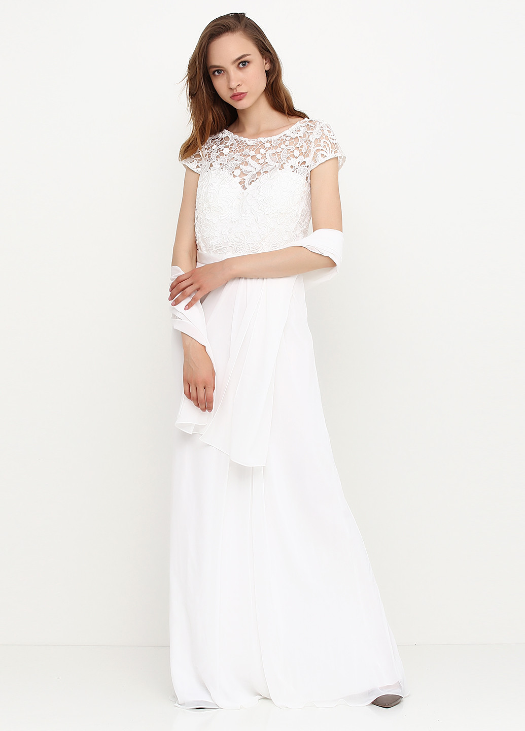 Белое свадебное платье макси Luxuar однотонное