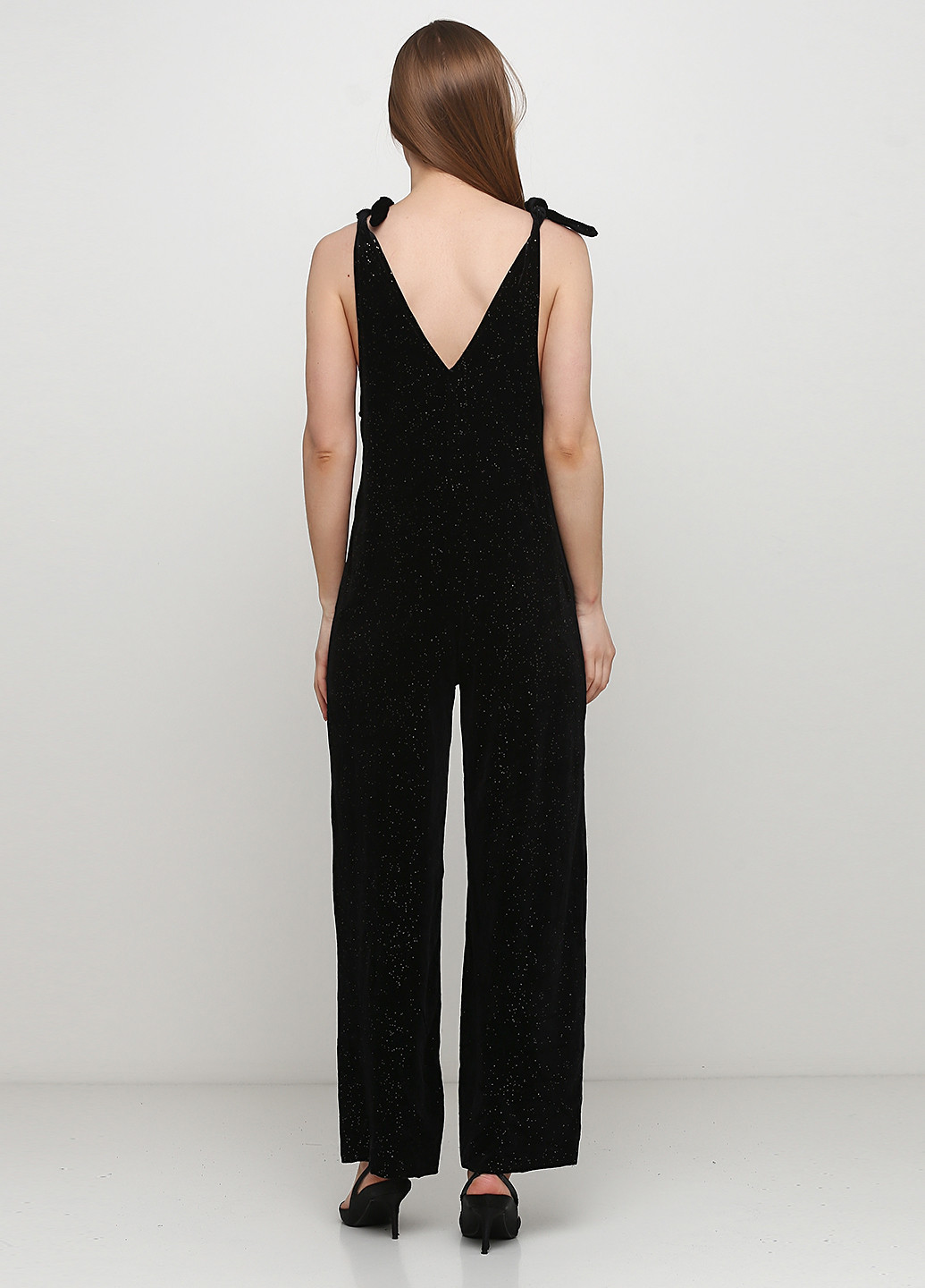 Комбинезон Monki комбинезон-брюки однотонный чёрный кэжуал трикотаж, полиэстер