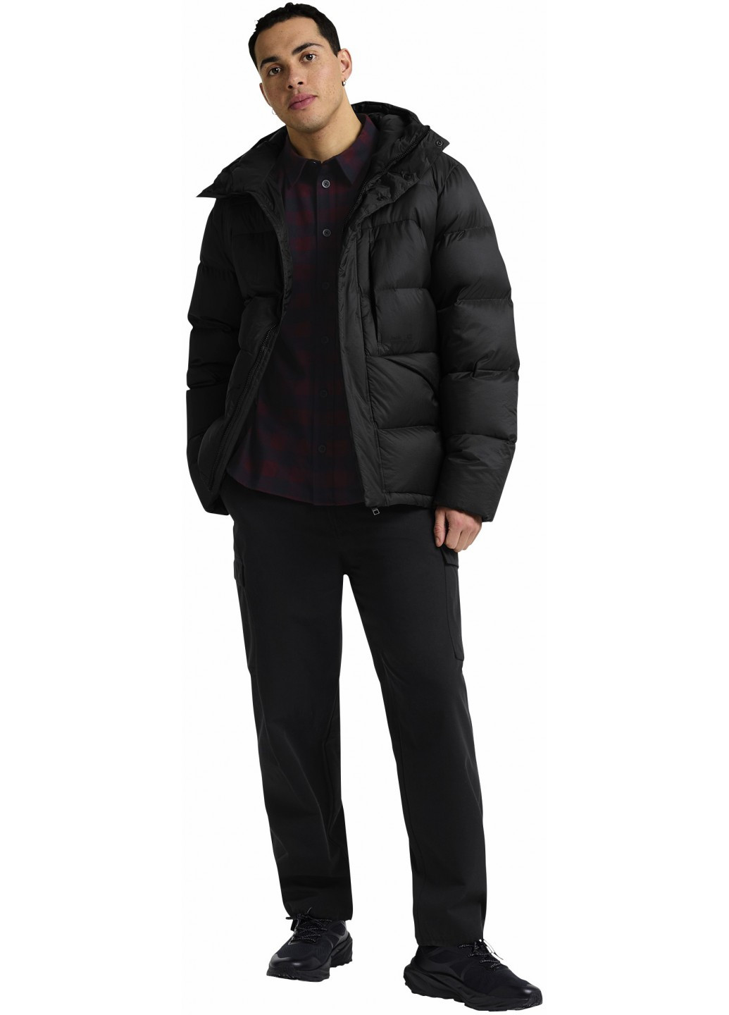 Черный зимний Пуховик Jack Wolfskin