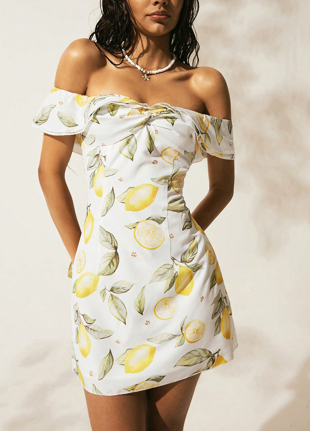 Белое кэжуал платье а-силуэт SHEIN с рисунком