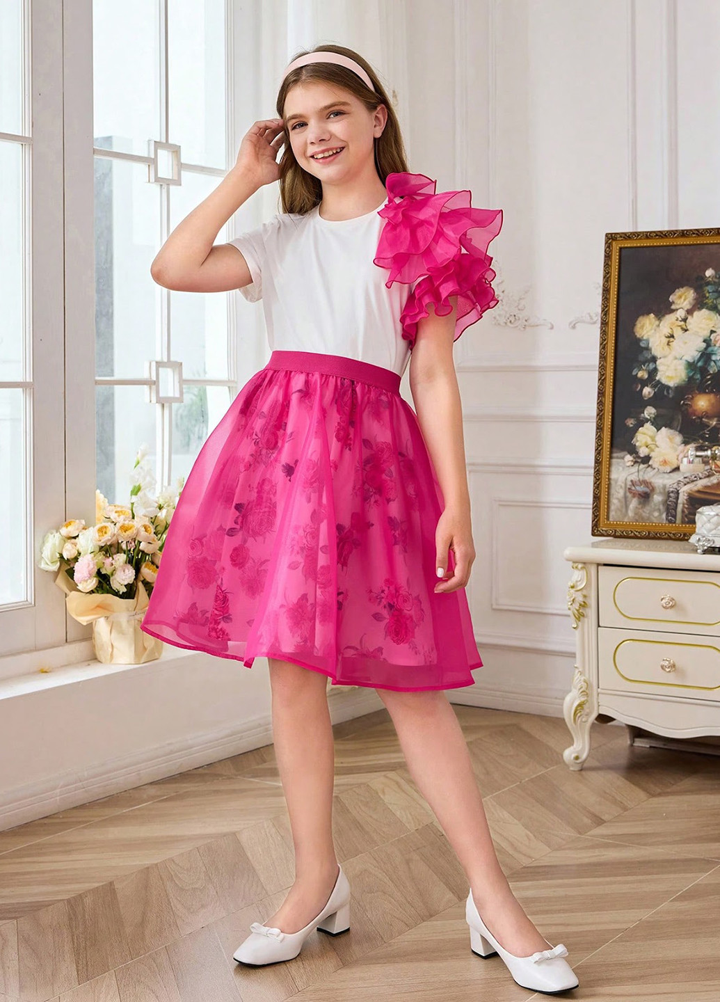 Розовый летний костюм (футболка, юбка) SHEIN