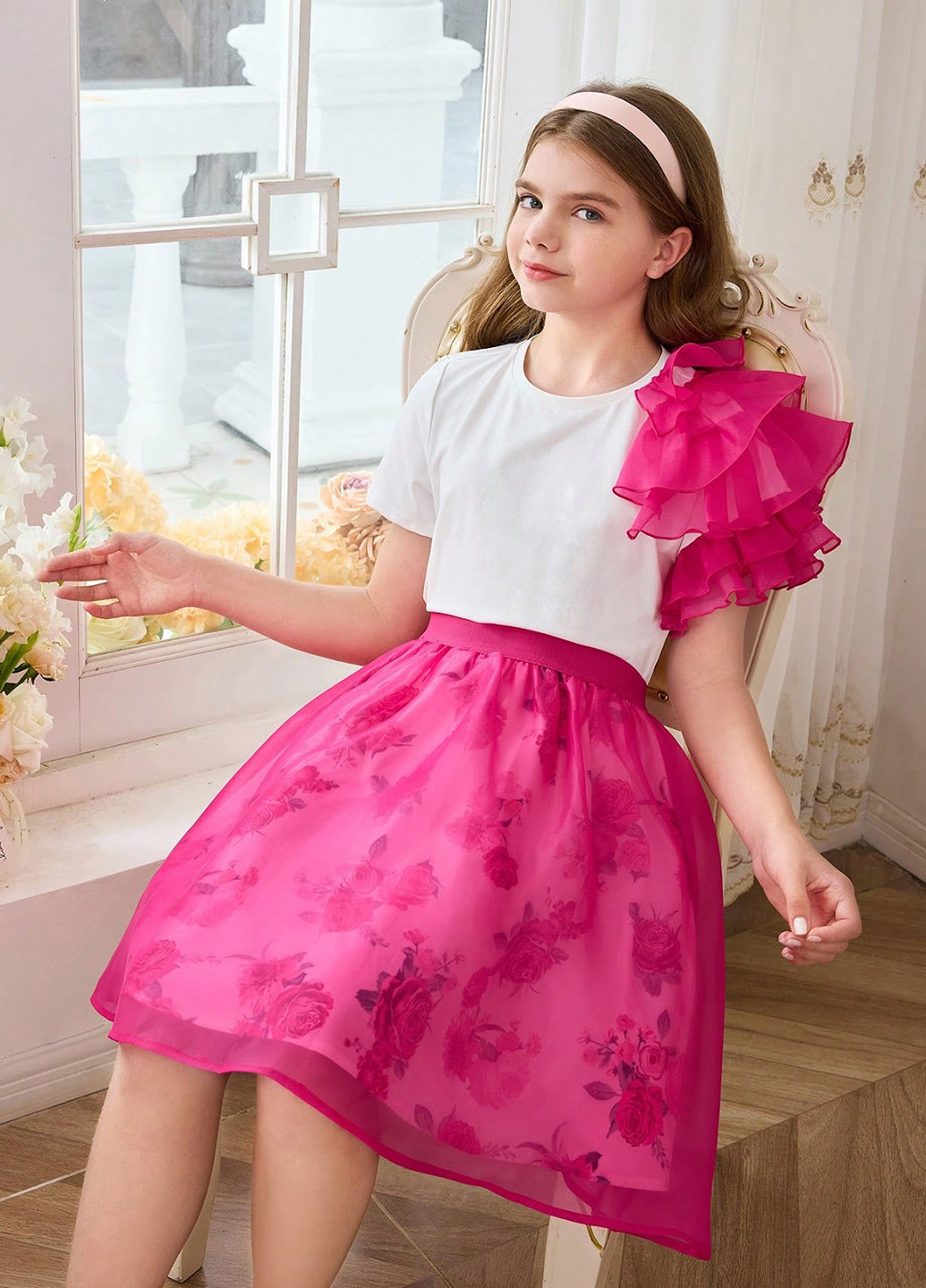 Розовый летний костюм (футболка, юбка) SHEIN