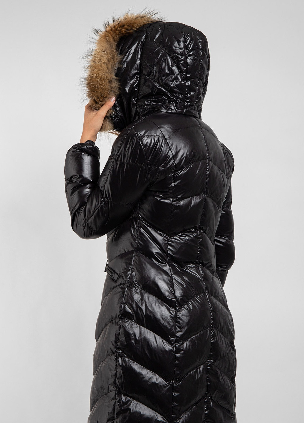 Черная зимняя черная стеганая куртка с капюшоном Macleria