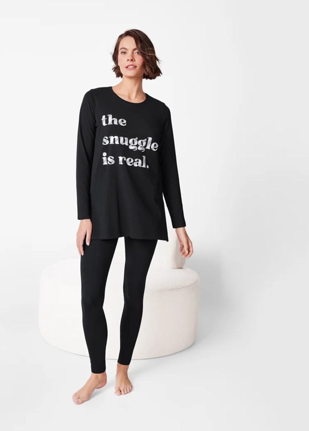 Чорна всесезон піжама (лонгслів, штани) лонгслів + брюки Esmara